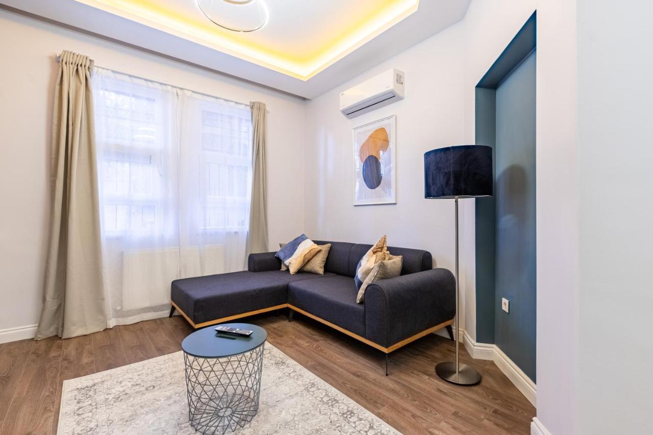 Red Suites Balat - Orange And Blue Istanbul Exterior photo